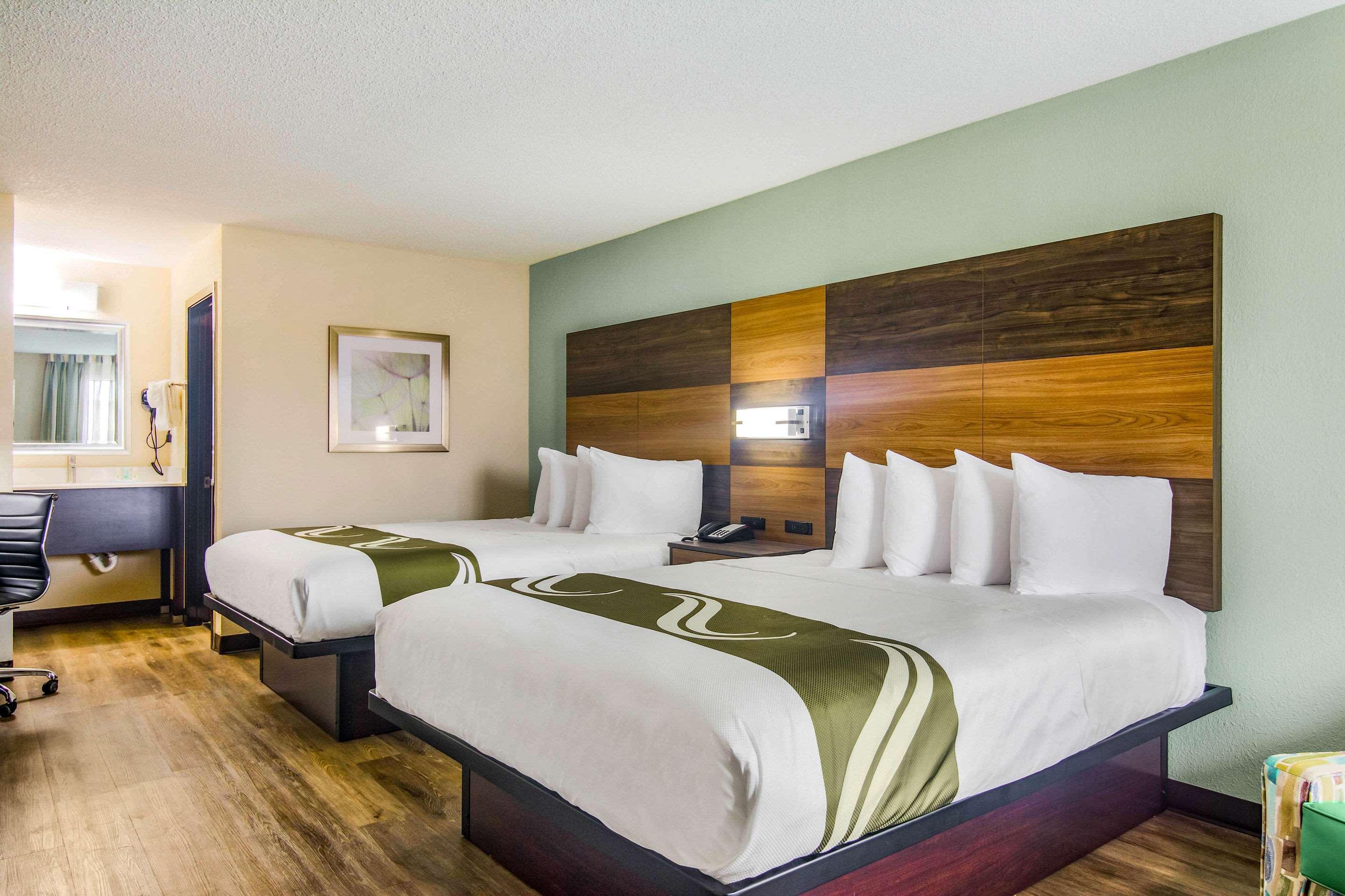 Quality Inn & Suites Лейк Сити Екстериор снимка