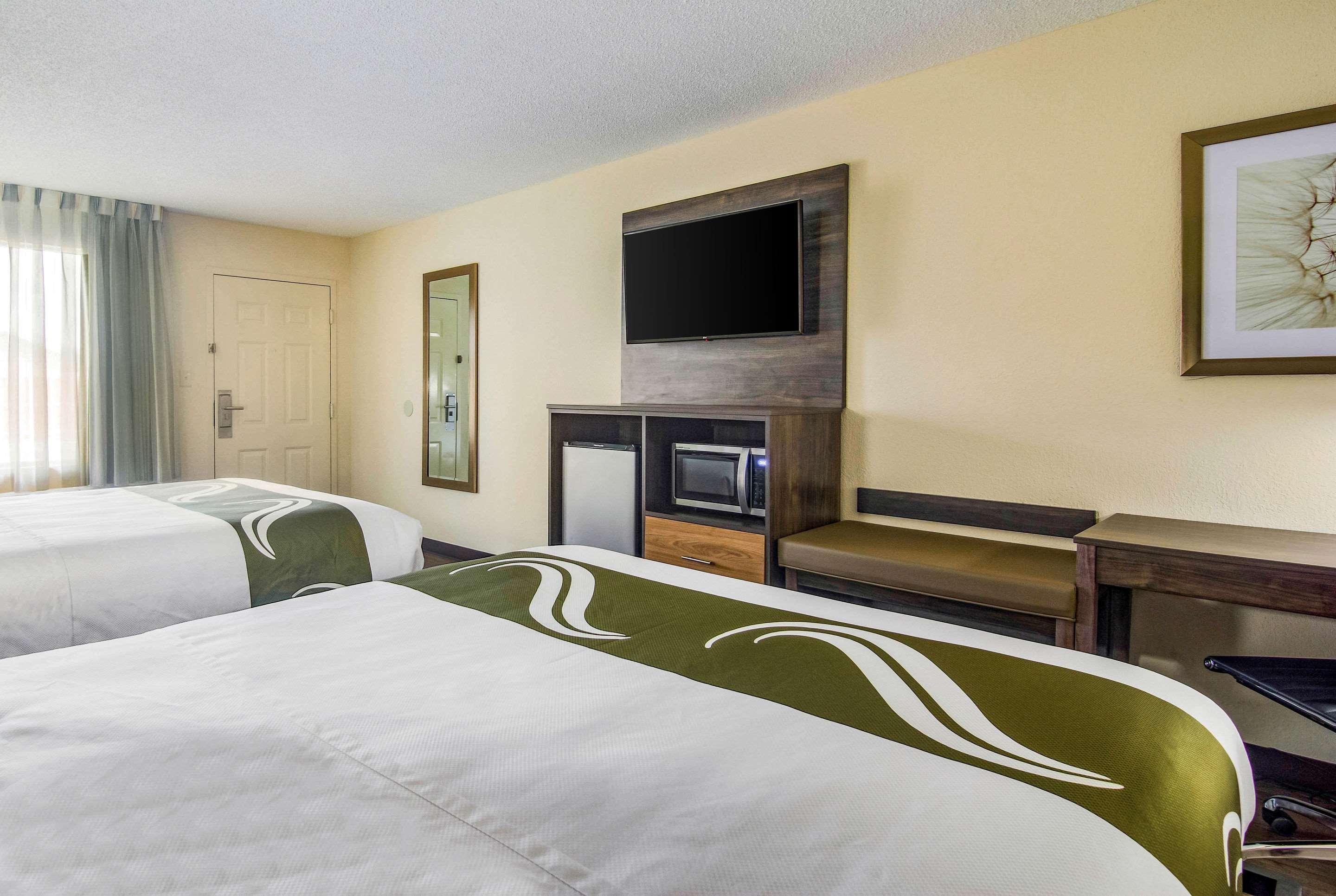 Quality Inn & Suites Лейк Сити Екстериор снимка