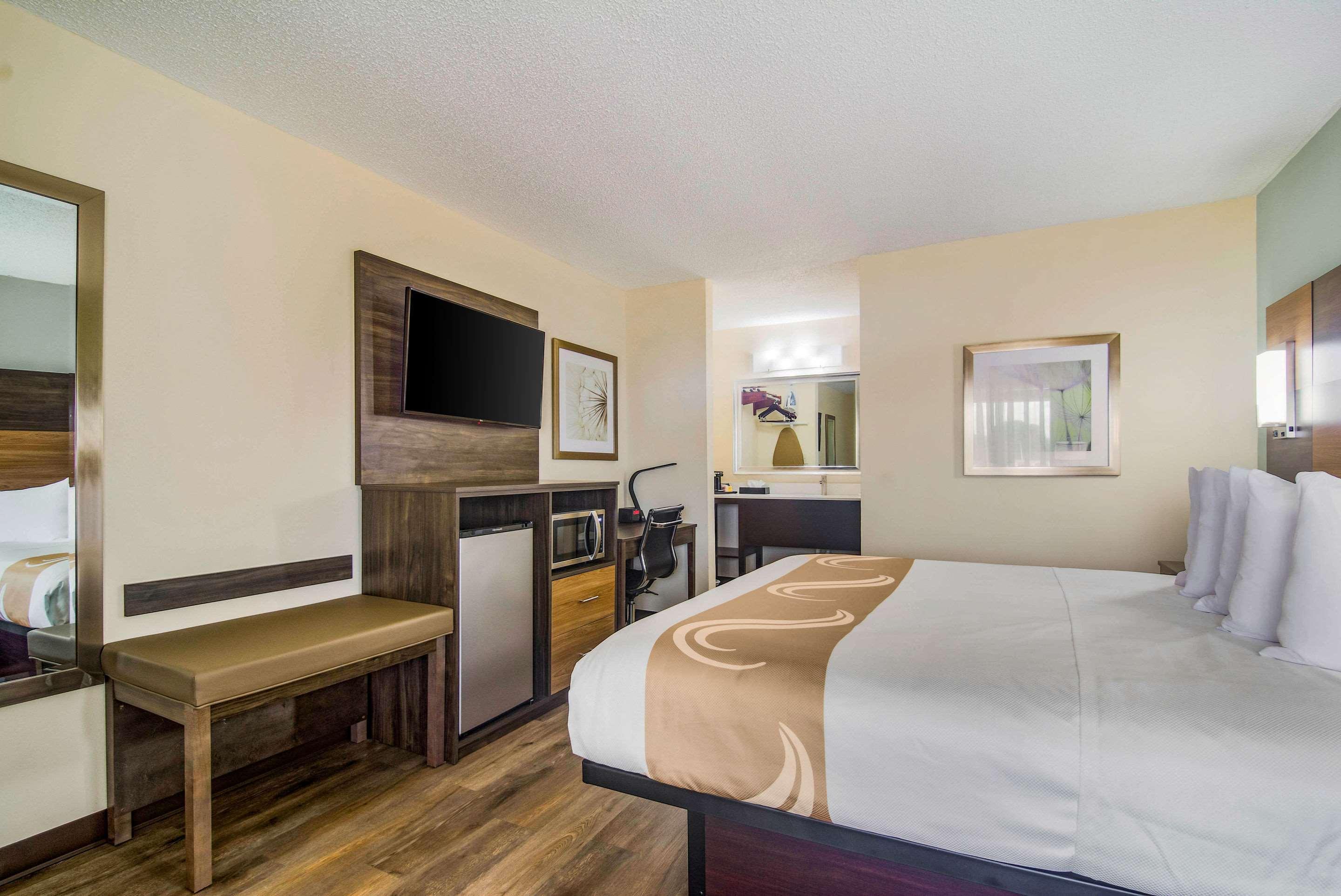 Quality Inn & Suites Лейк Сити Екстериор снимка