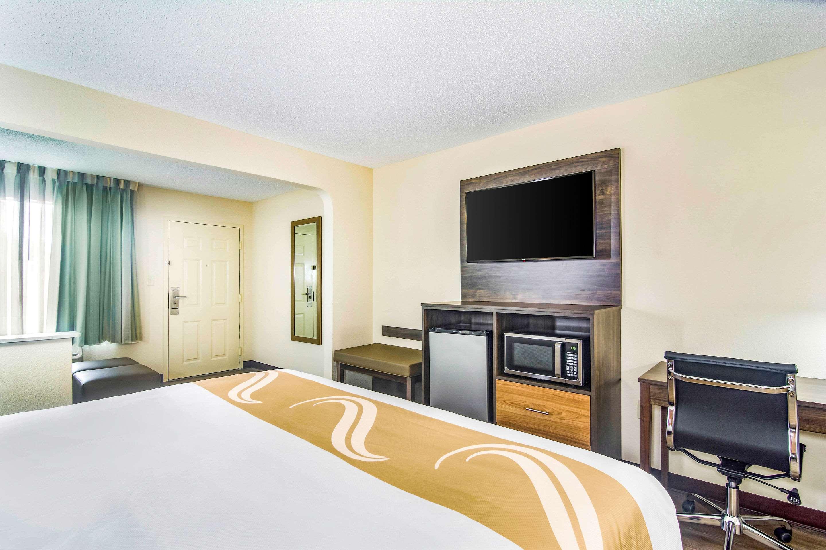 Quality Inn & Suites Лейк Сити Екстериор снимка