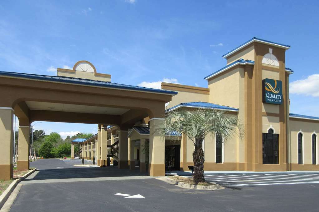 Quality Inn & Suites Лейк Сити Екстериор снимка